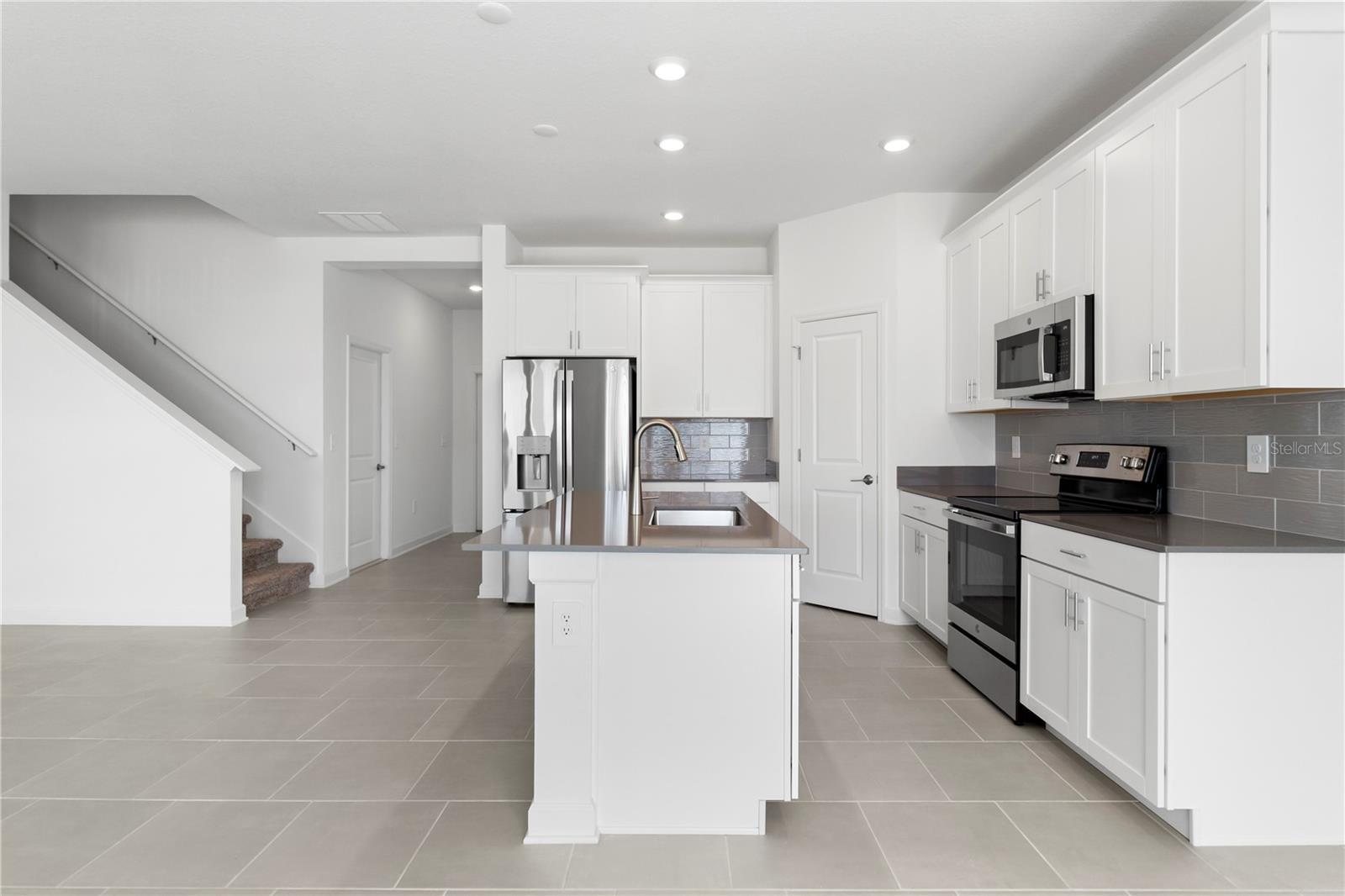BRIDGEWALK PH 1B 2A & 2B - Residential Lease