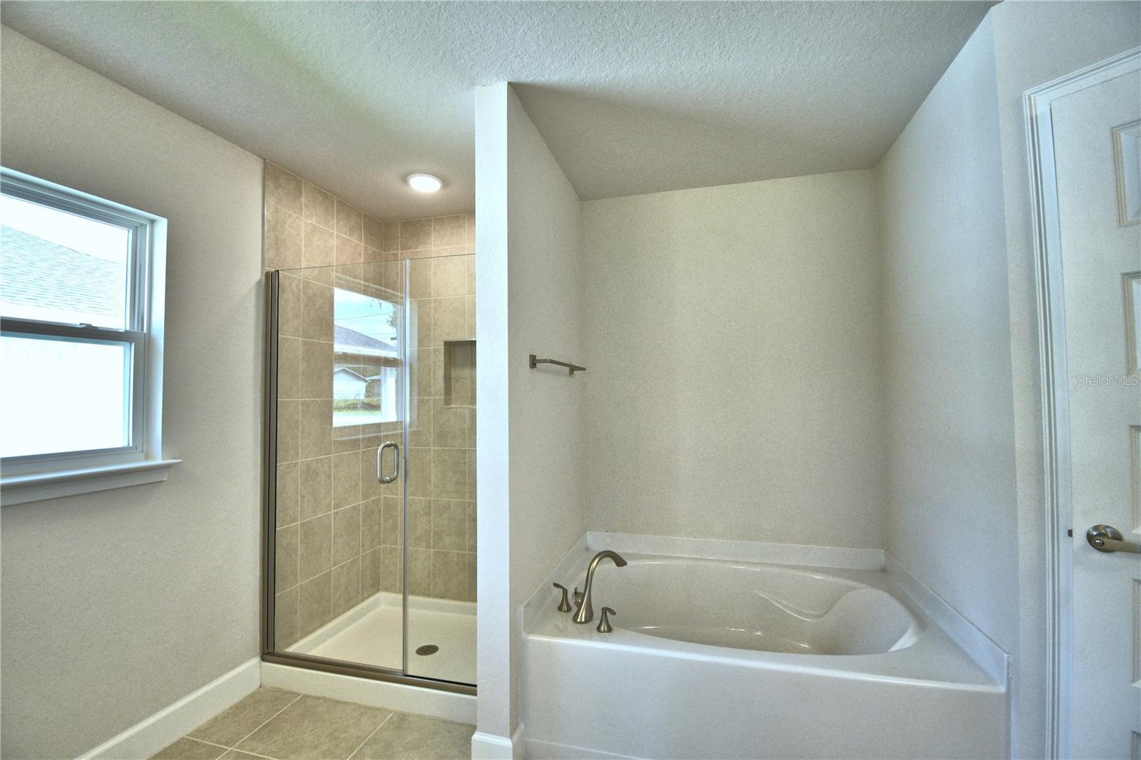 CADENCE CROSSING - Residential