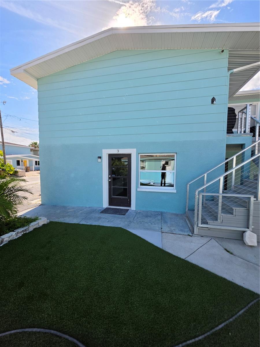 Photo 1 of 18 — 145 131ST AVENUE E 3, ST PETERSBURG, FL 33708