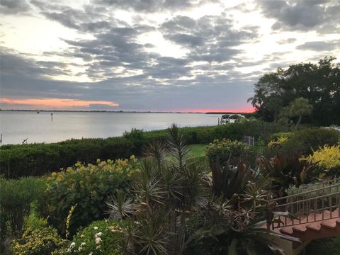 A home in BRADENTON