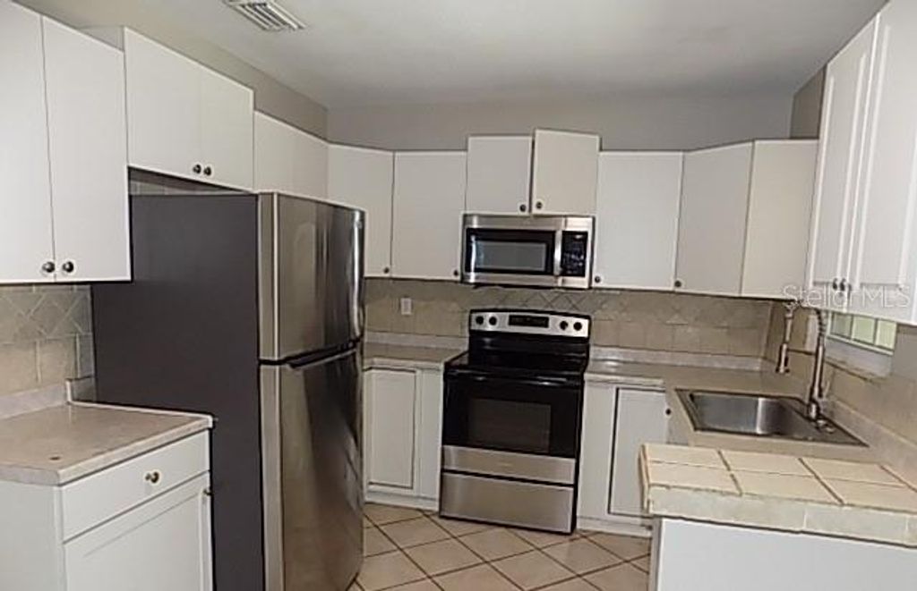 Photo of 5608 Murdock Avenue, Sarasota, FL 34231 (MLS # A4691209)