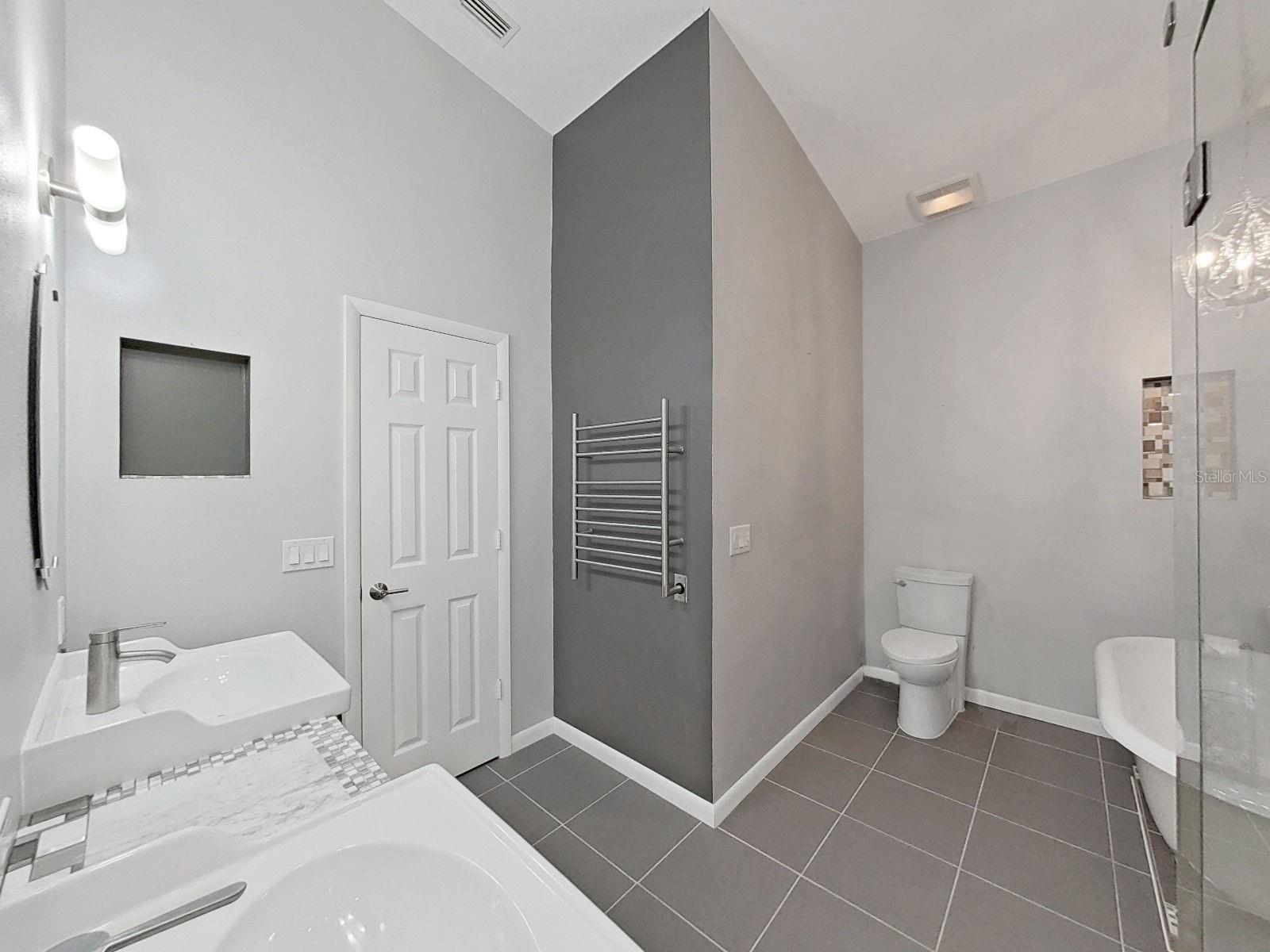 CHANNEL LANDING TWNHMS - Residential