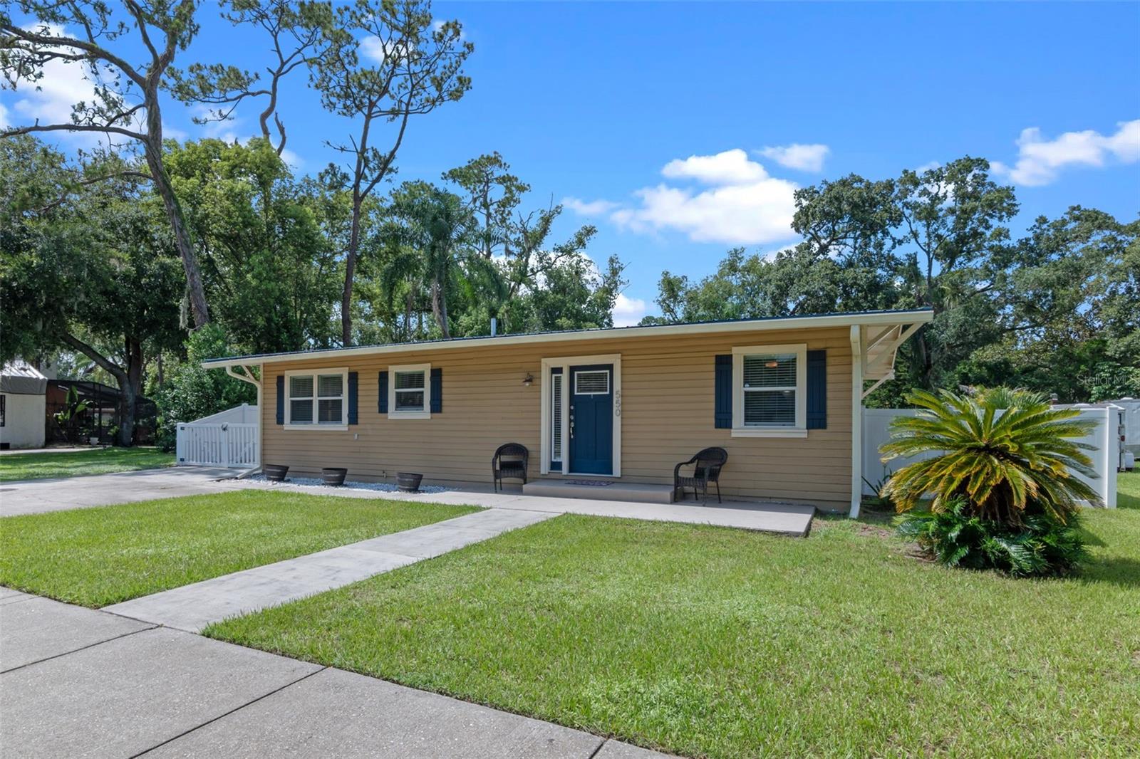 550 PLUMOSA DRIVE
