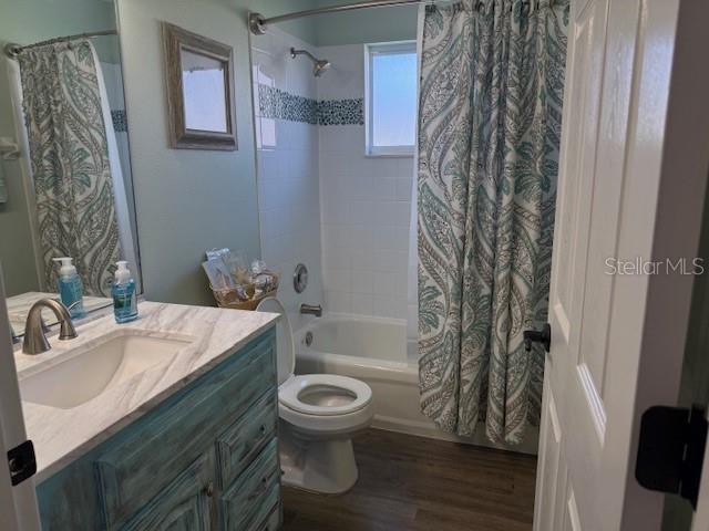 REGAL OAKS - Residential