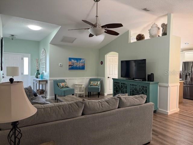 REGAL OAKS - Residential