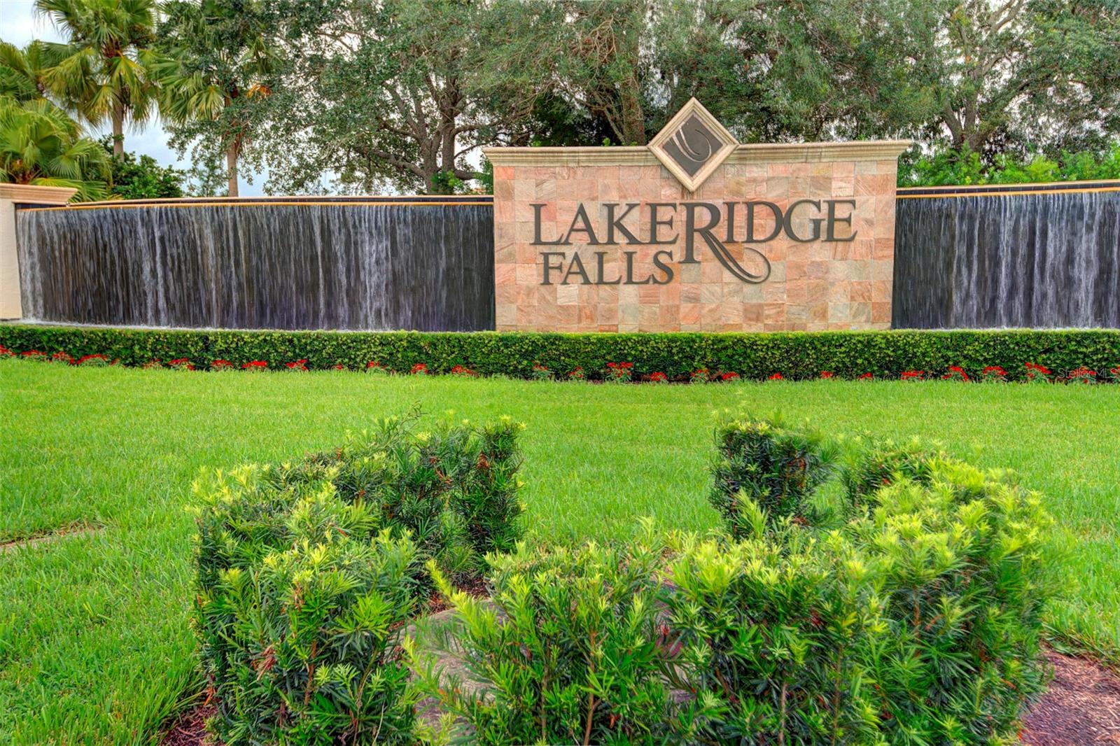 LAKERIDGE FALLS PH 1A - Residential