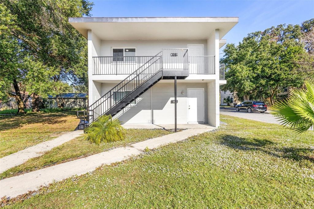 Photo of 901 Colyer Street #A &amp; B, Orlando, FL 32805 (MLS # O6365474)