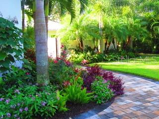 STRONGS POINT - Residential