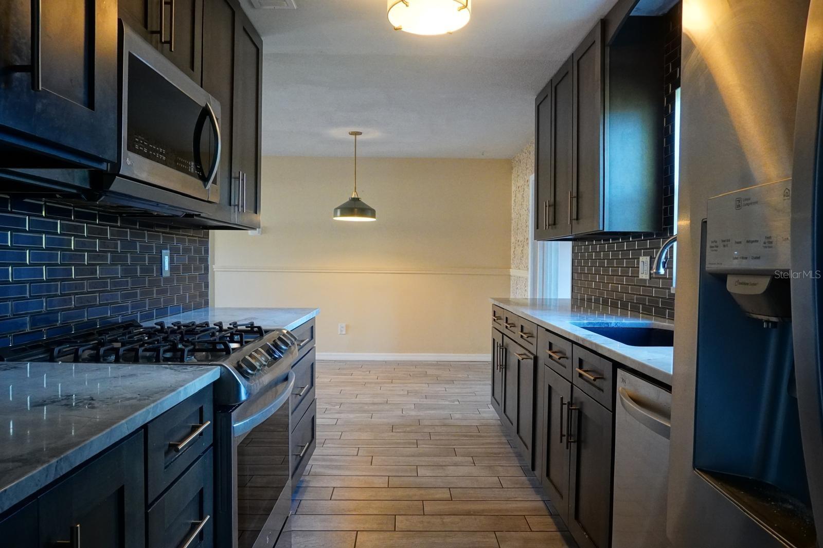 LAKE WAYMAN HEIGHTS - Residential