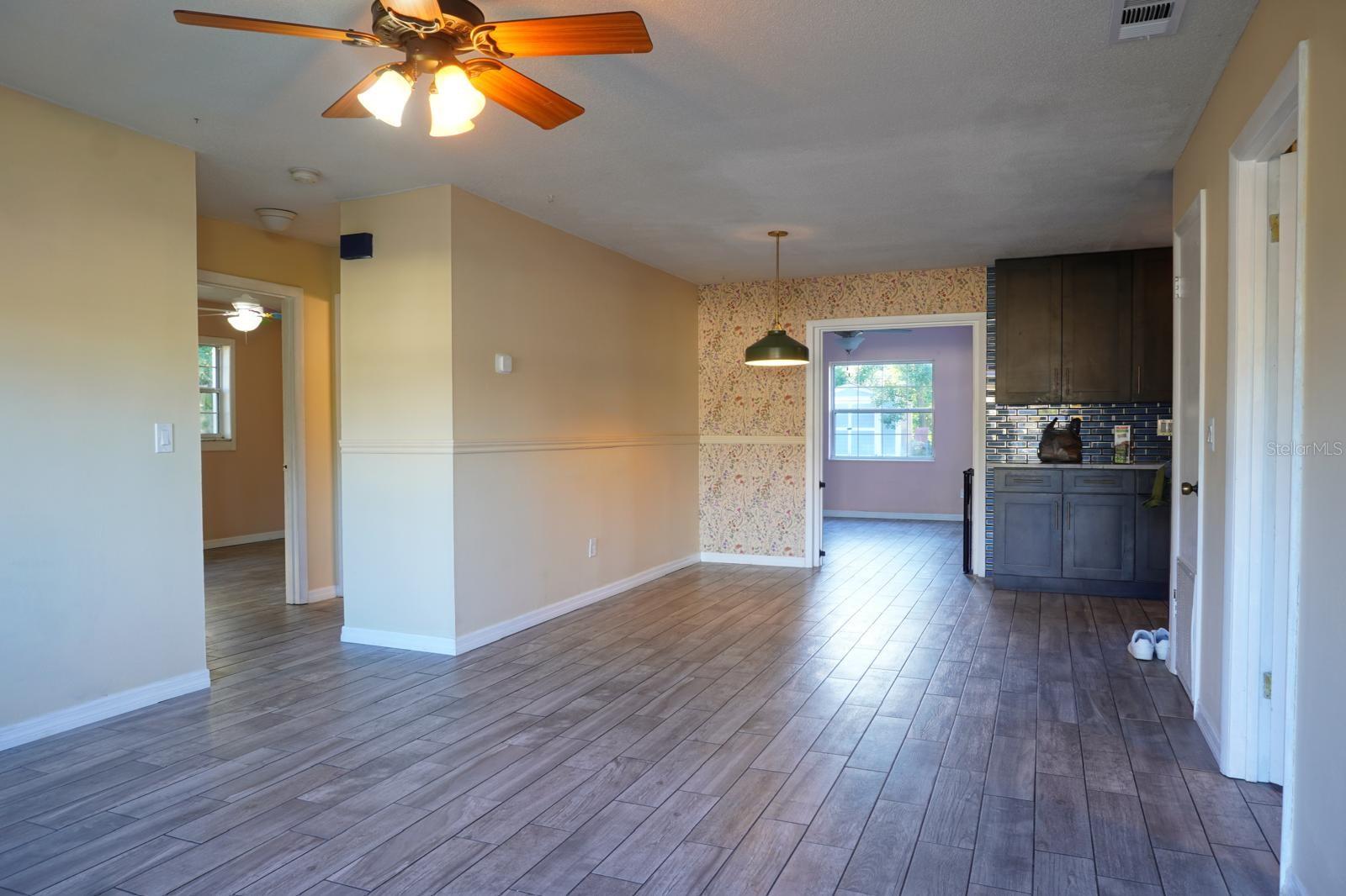 LAKE WAYMAN HEIGHTS - Residential