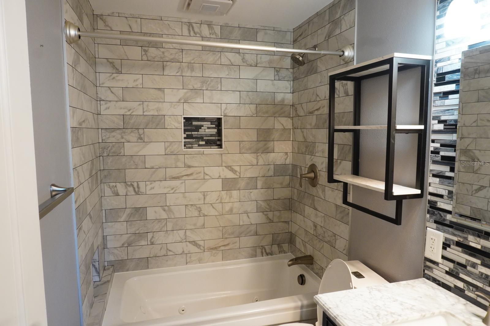 LAKE WAYMAN HEIGHTS - Residential