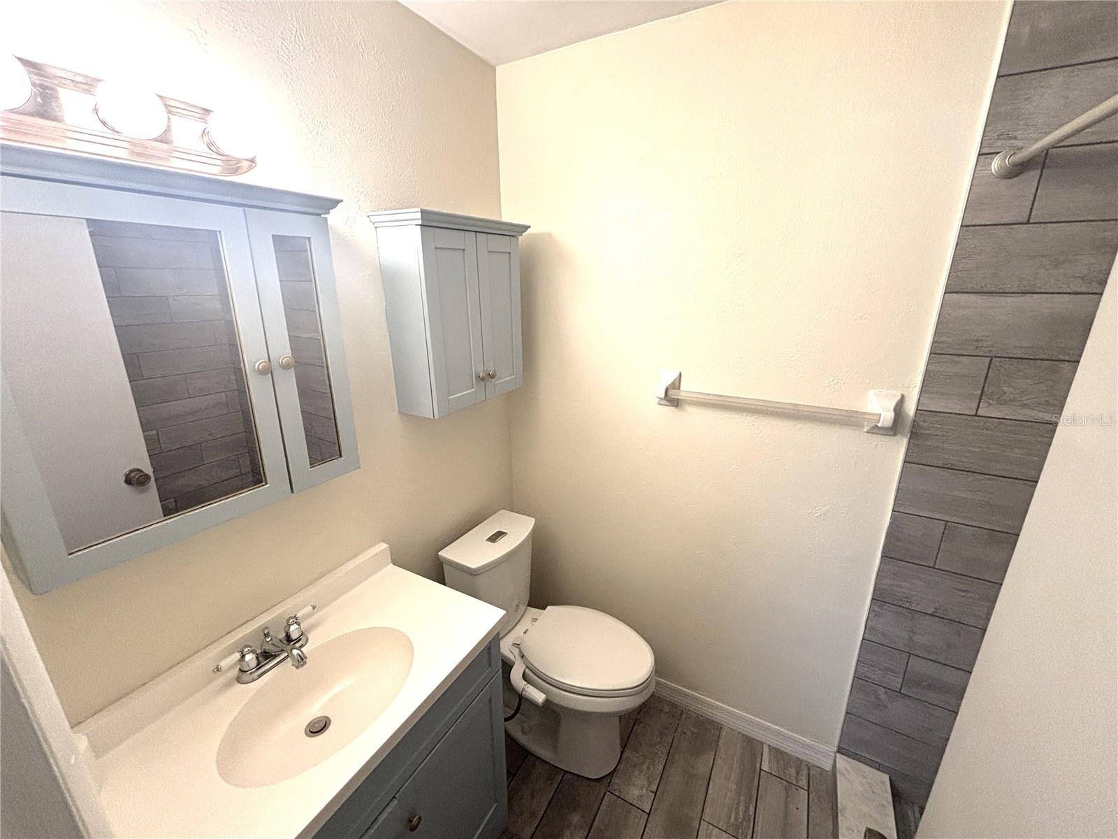 LAKE WAYMAN HEIGHTS - Residential