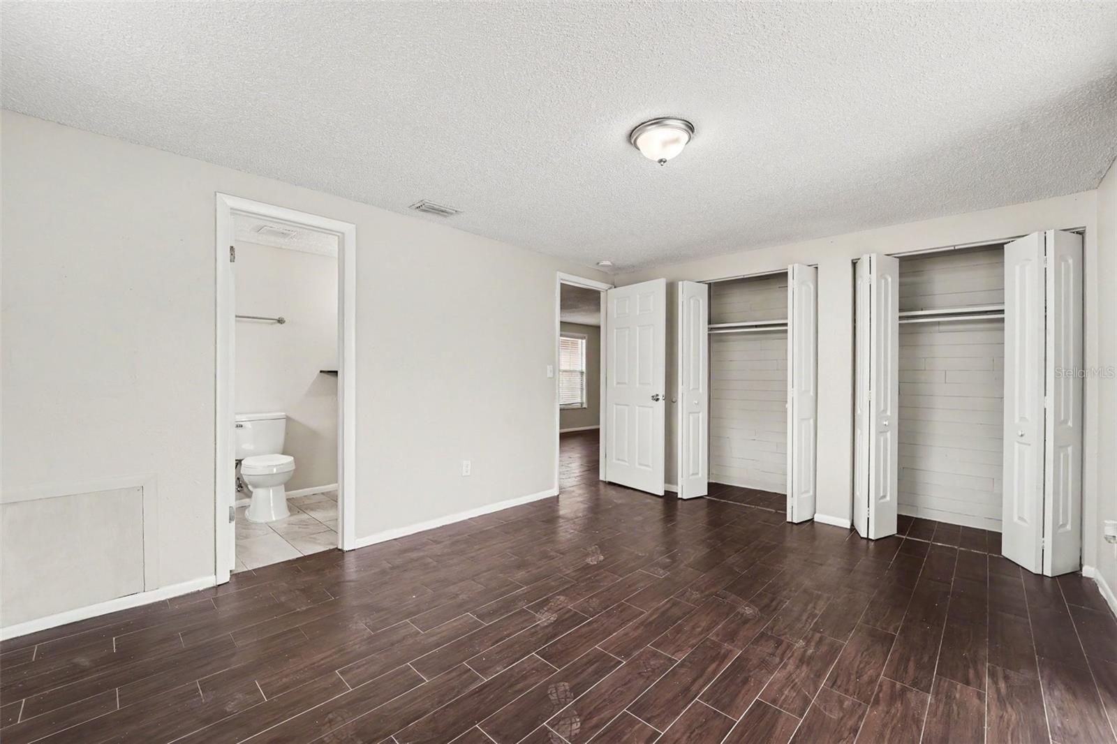 EMBASSY HILLS - Residential