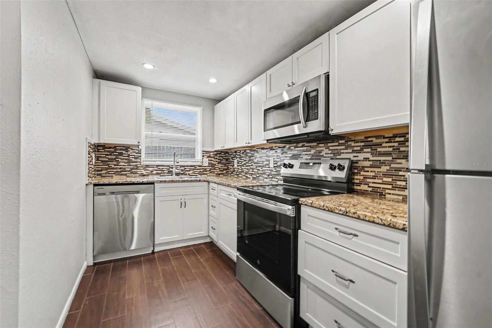 EMBASSY HILLS - Residential