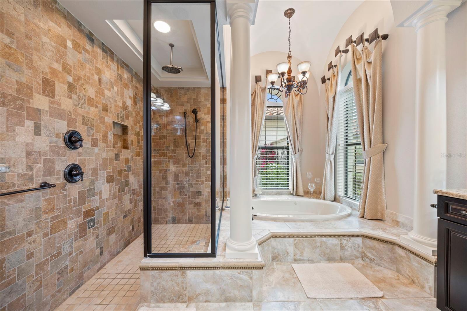 LADERA - Residential