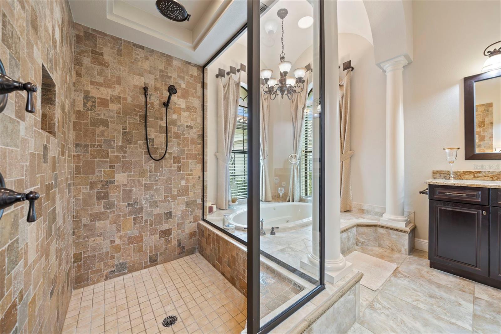 LADERA - Residential