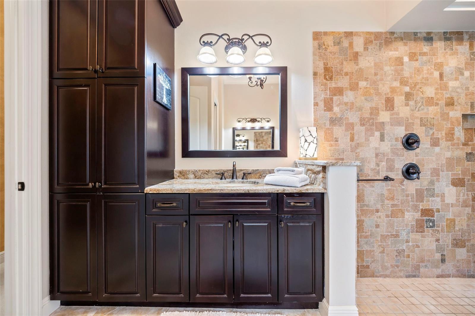 LADERA - Residential