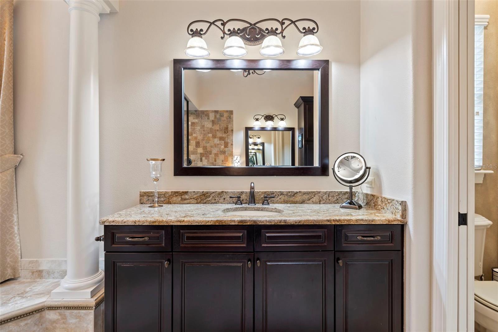 LADERA - Residential