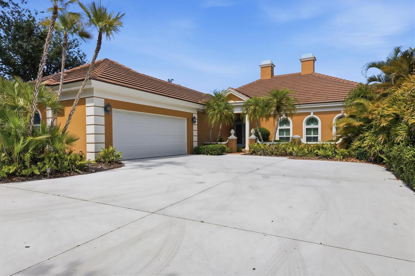 84 CAYMAN ISLES BOULEVARD