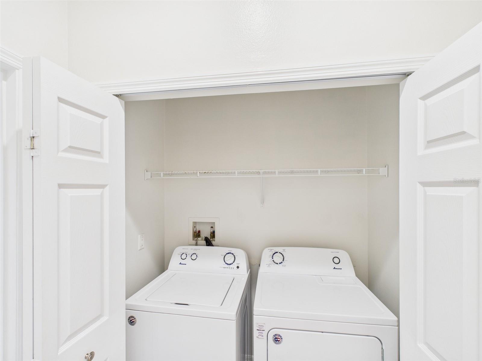 TRADITIONS PH 01 - Residential