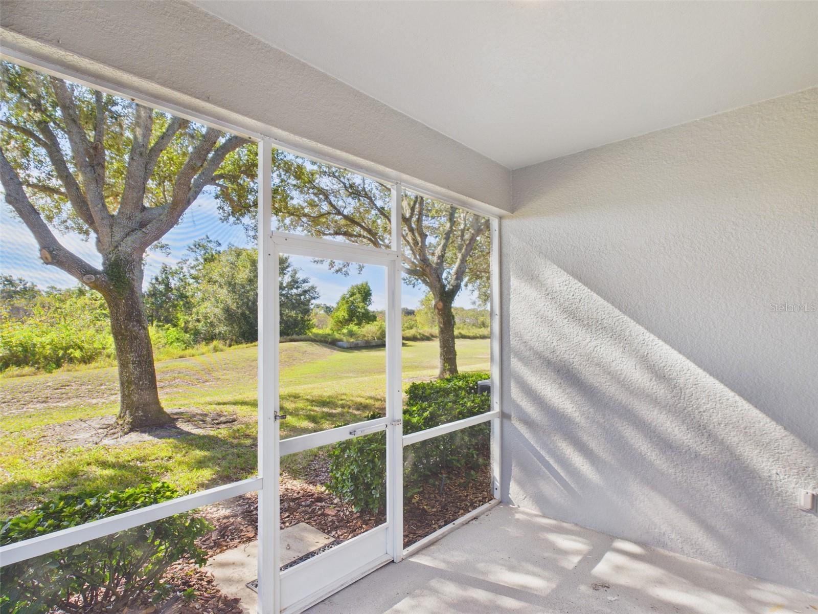 TRADITIONS PH 01 - Residential