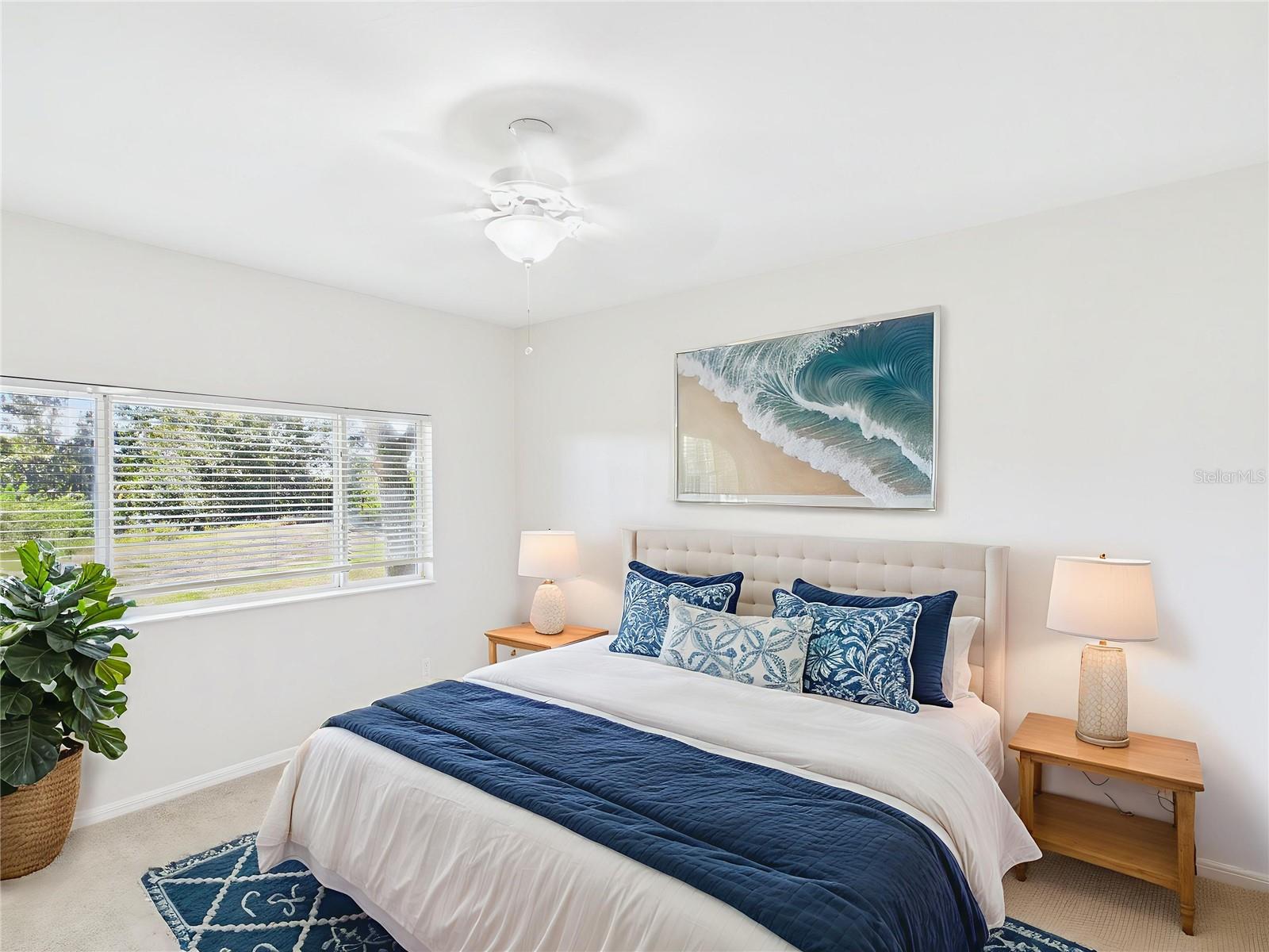 TRADITIONS PH 01 - Residential