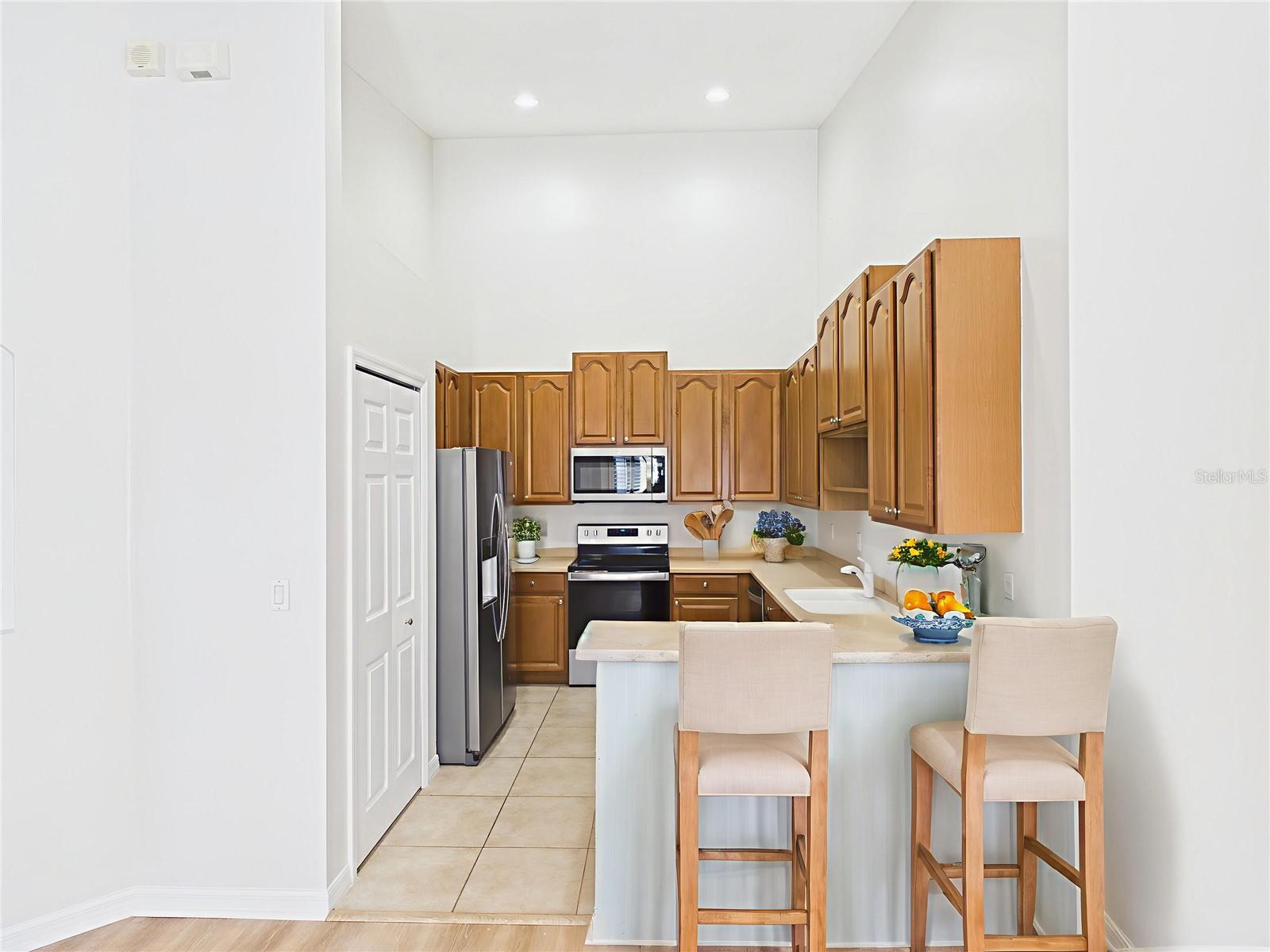 TRADITIONS PH 01 - Residential