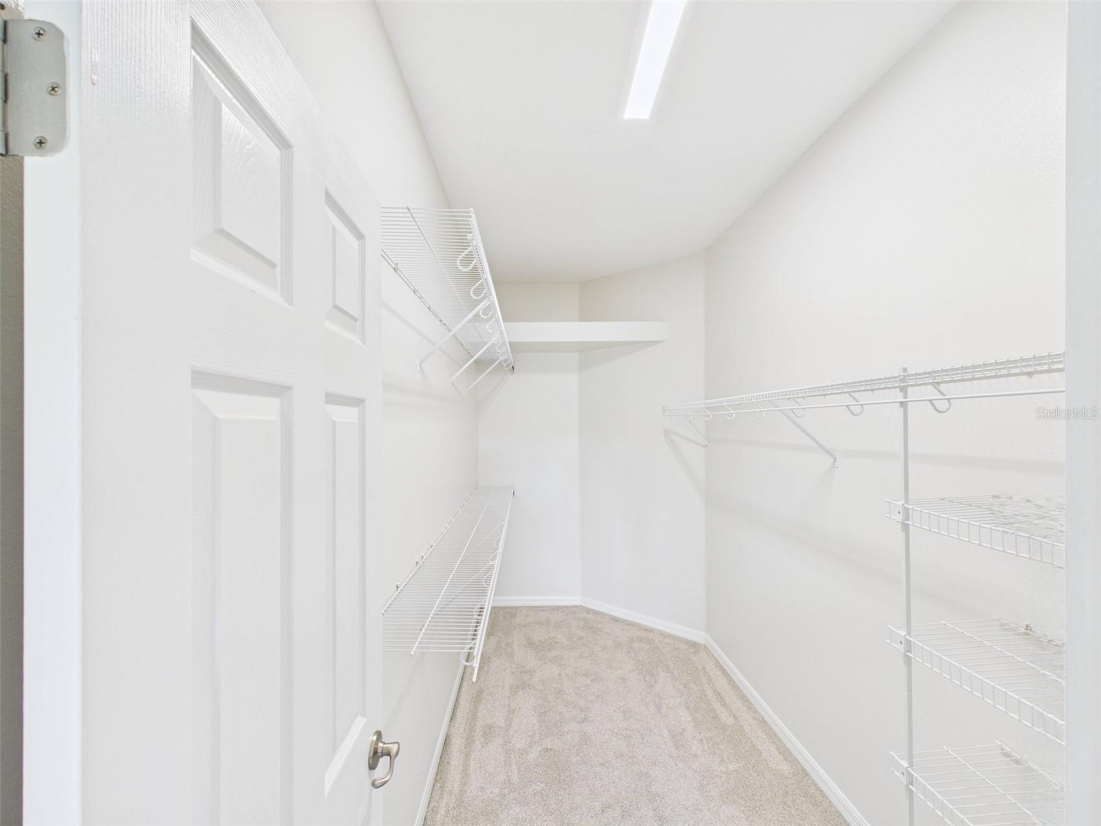 TRADITIONS PH 01 - Residential