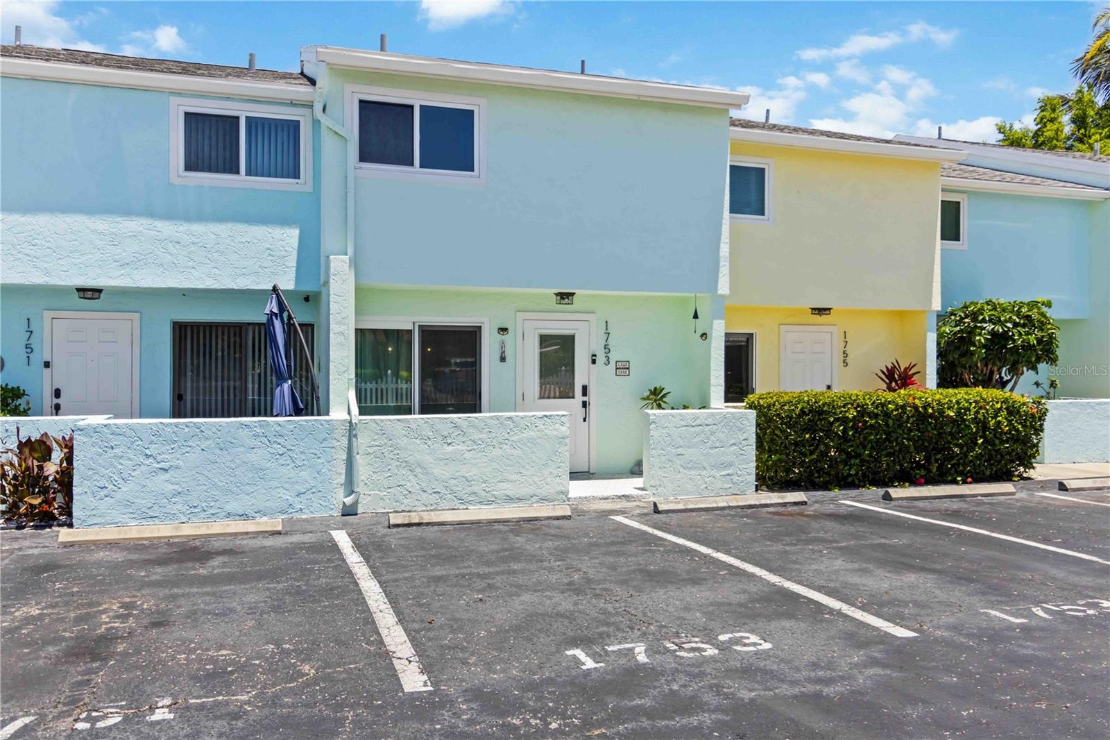 1753 DAWN STREET 305