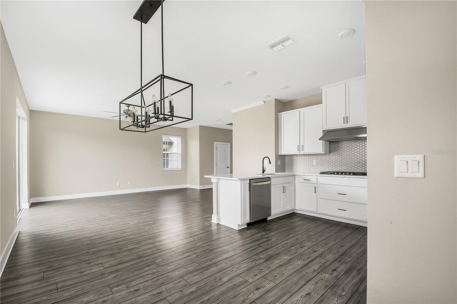 REUNION VILLAGE PH 3 REP - Residential Lease