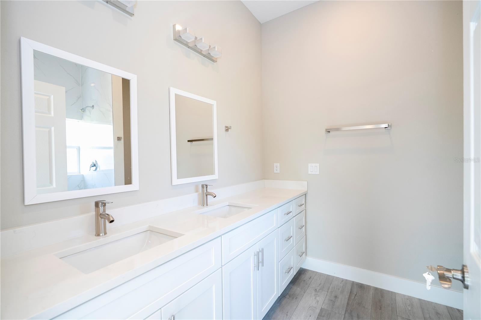 SPRING LAKE VILLAGE IV PB 9 PG 75 LOT 19 BLK F - Residential