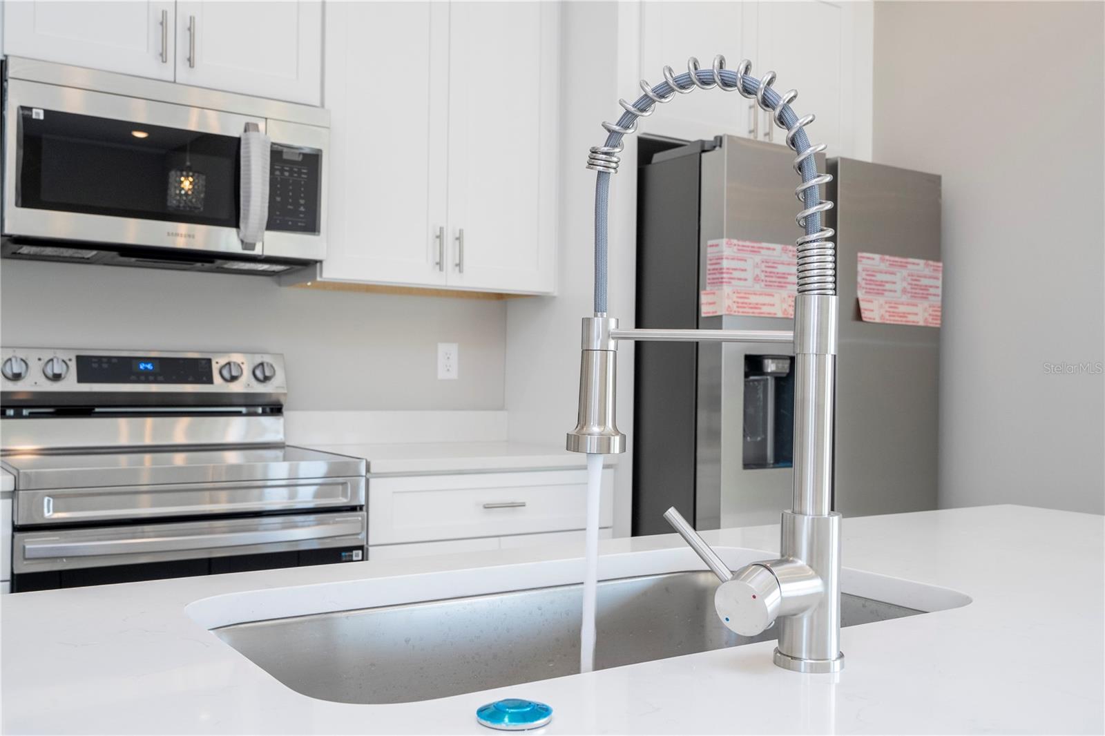 SPRING LAKE VILLAGE IV PB 9 PG 75 LOT 19 BLK F - Residential