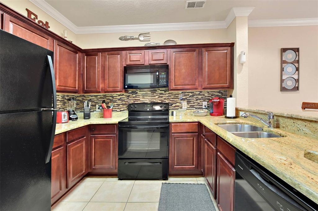 Photo of 1371 Tuscan Terrace #3402, Davenport, FL 33896 (MLS # P4938217)