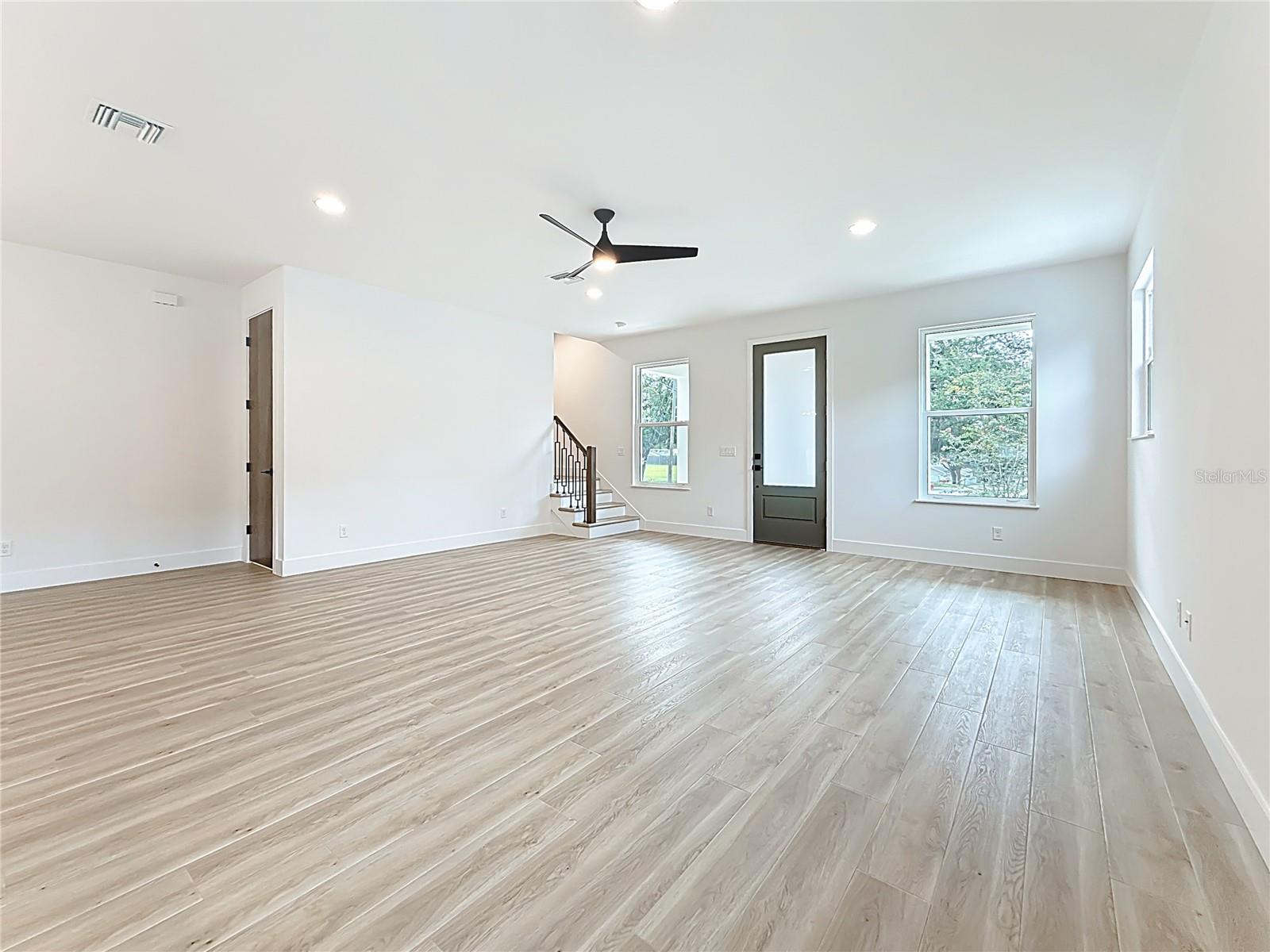 SAFETY HARBOR HEIGHTS - Residential