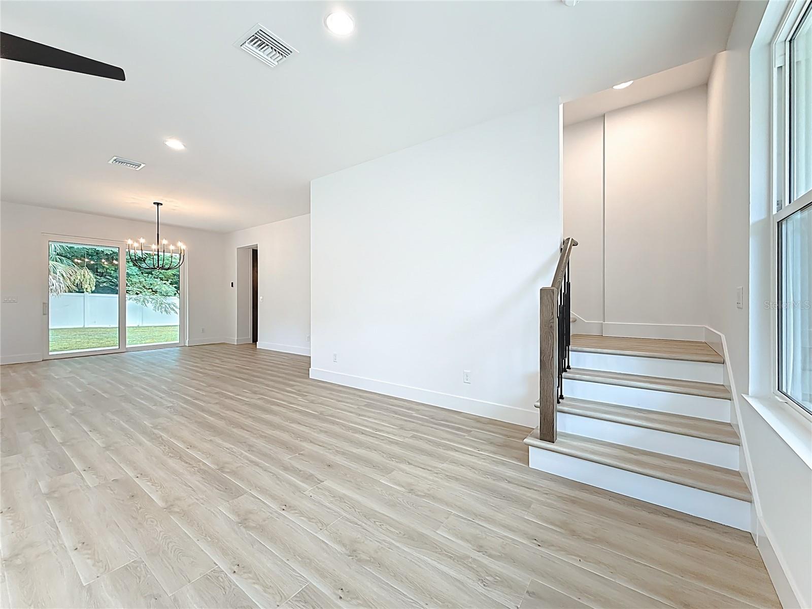 SAFETY HARBOR HEIGHTS - Residential