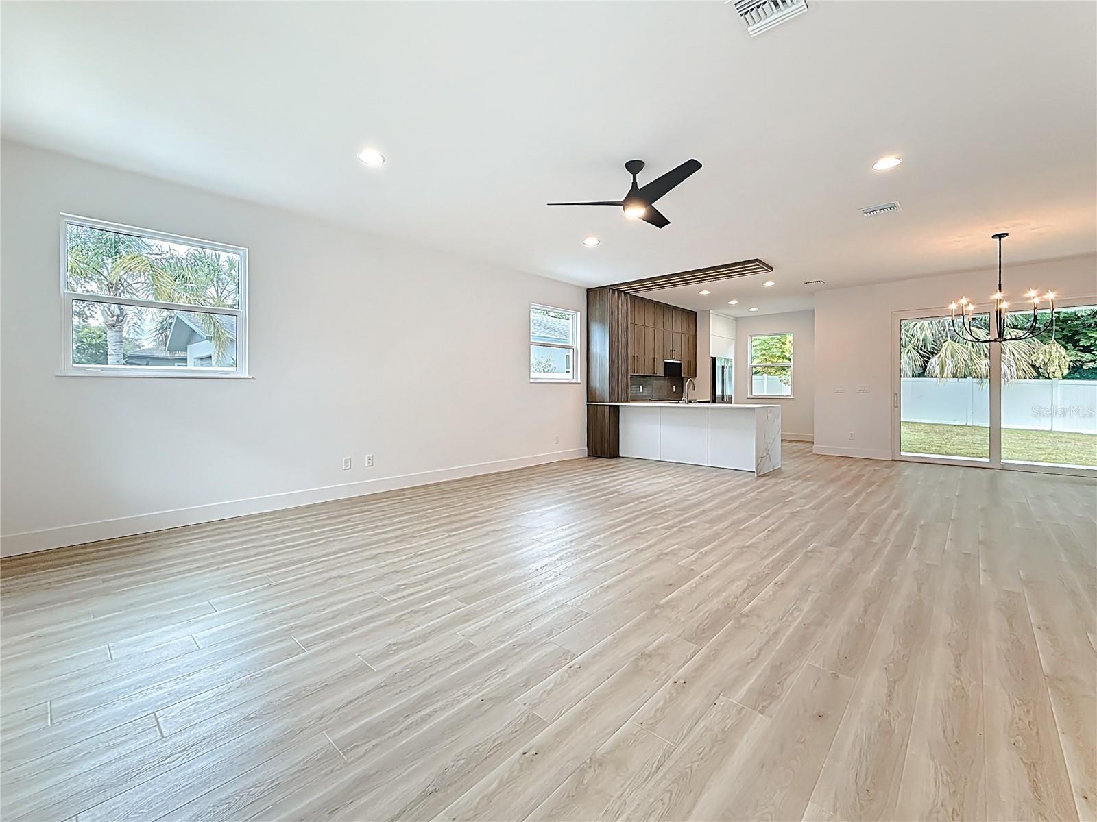 SAFETY HARBOR HEIGHTS - Residential