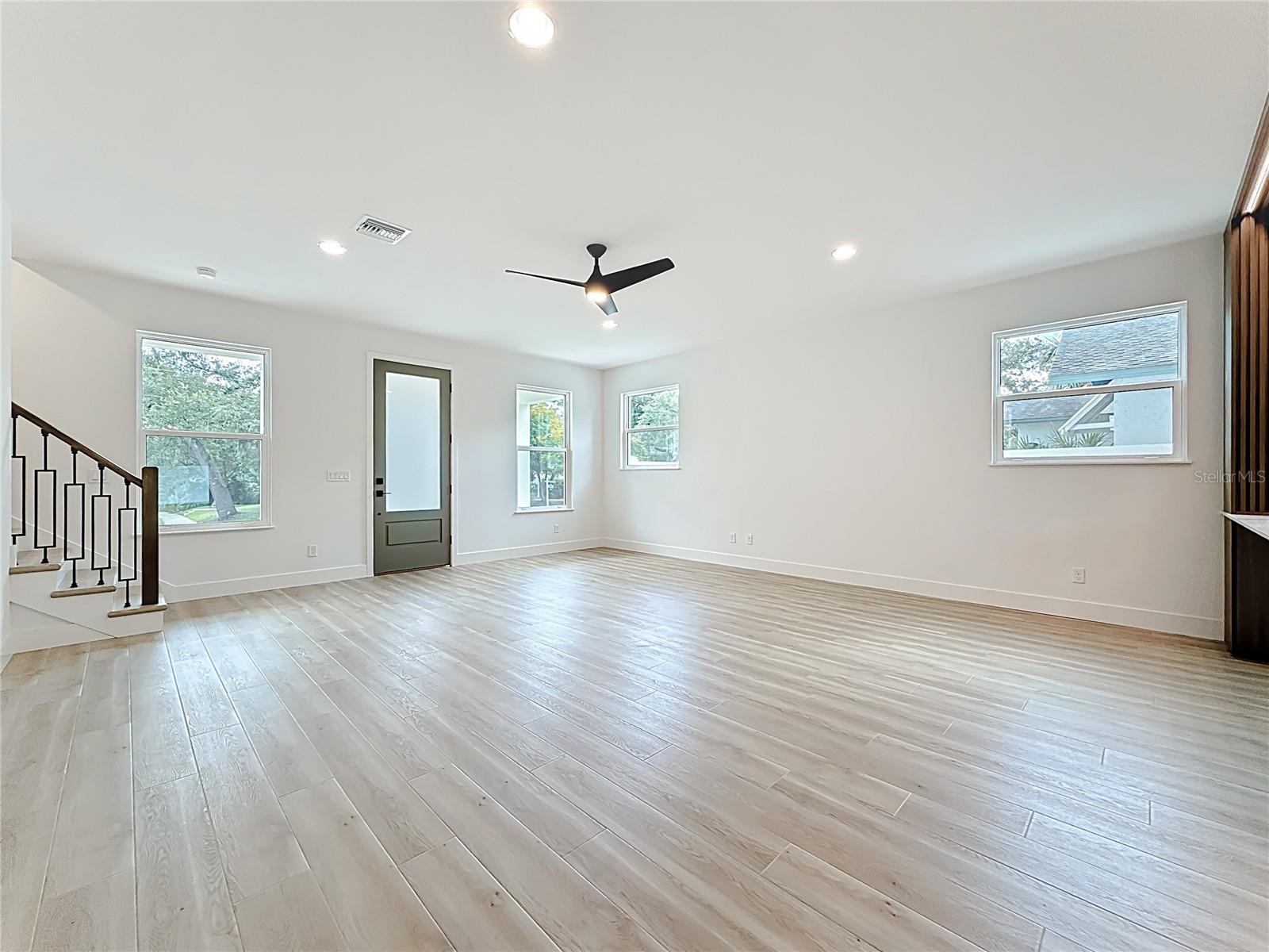 SAFETY HARBOR HEIGHTS - Residential