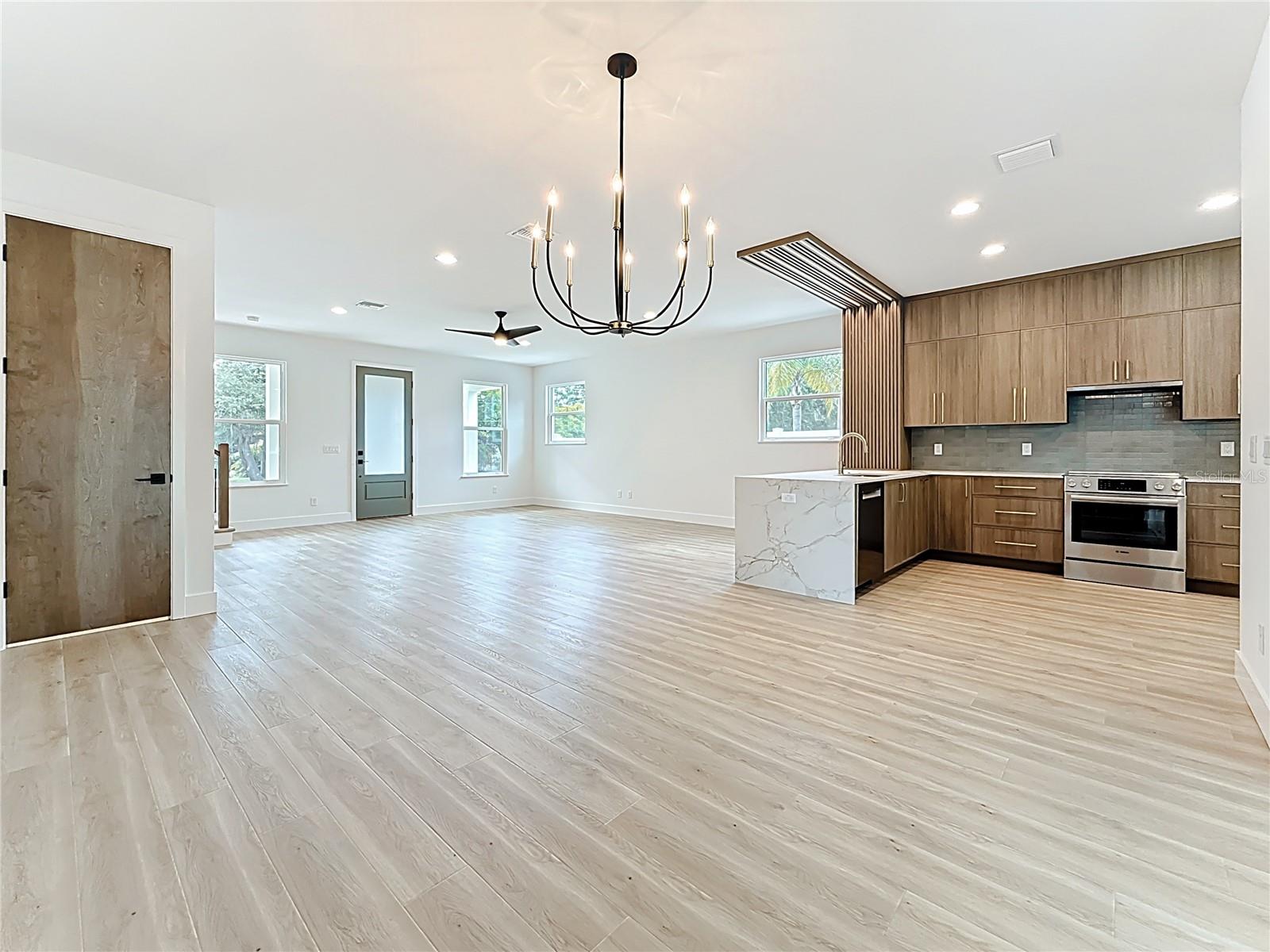 SAFETY HARBOR HEIGHTS - Residential