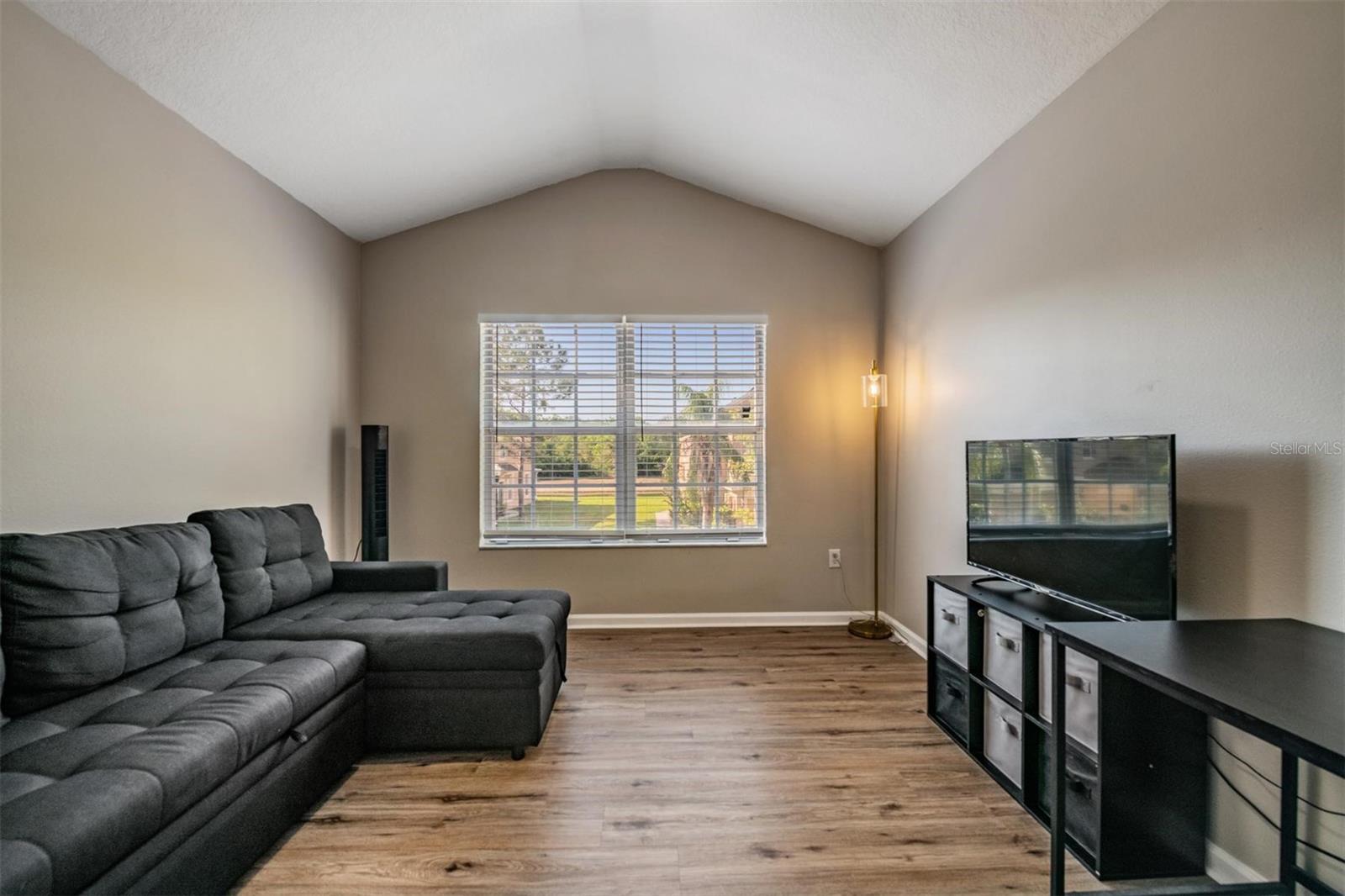 VISTA CAY - Residential