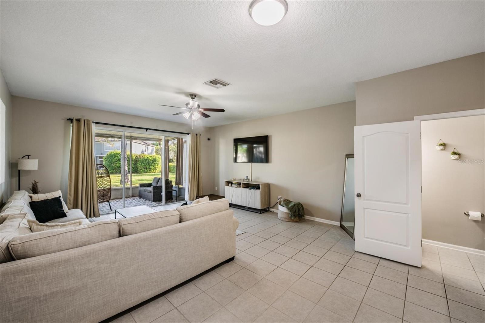 VISTA CAY - Residential