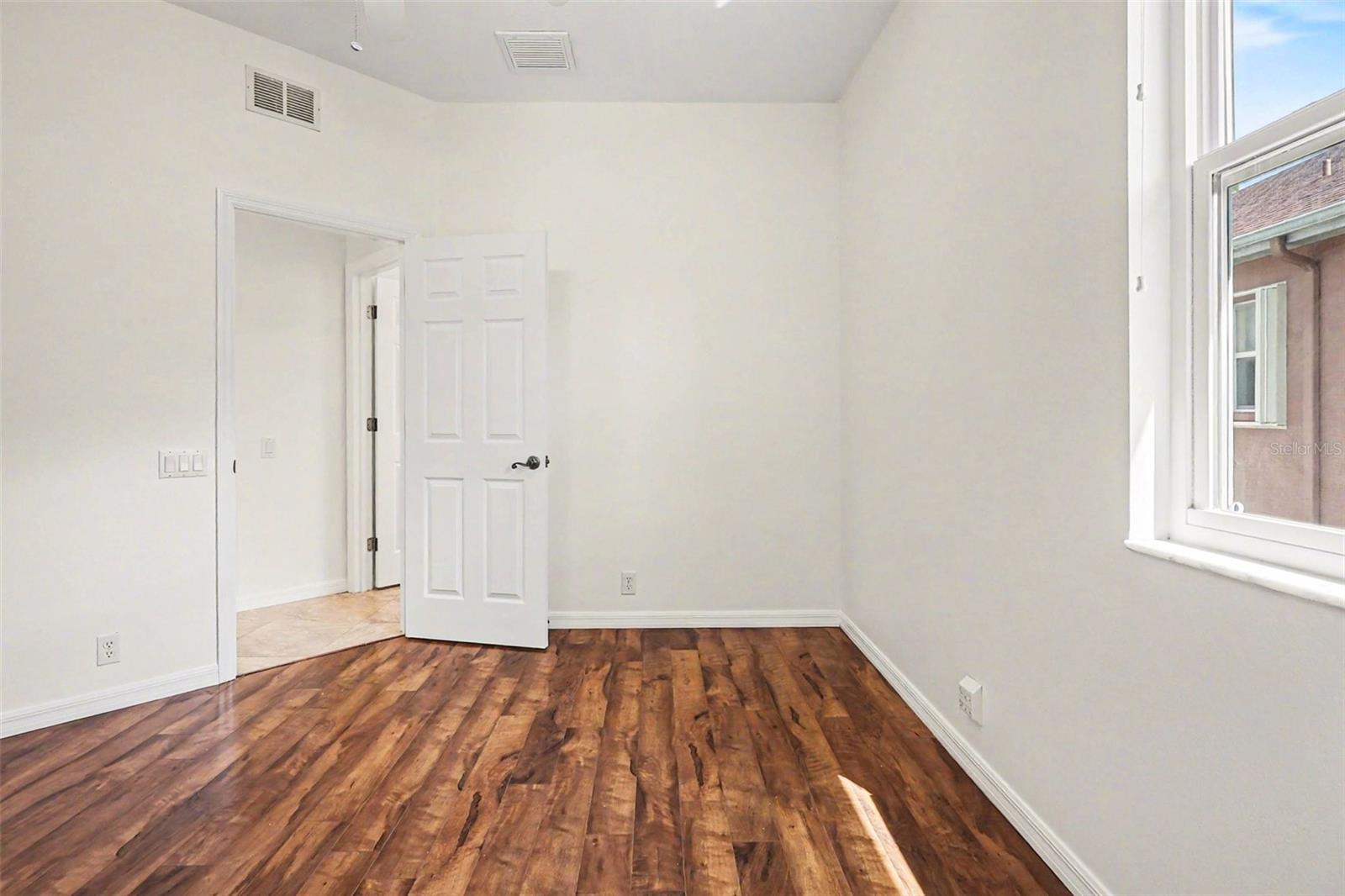 CHELSEA OAKS PH II & III - Residential