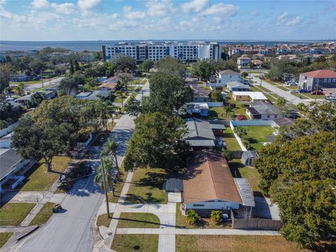 A home in TAMPA