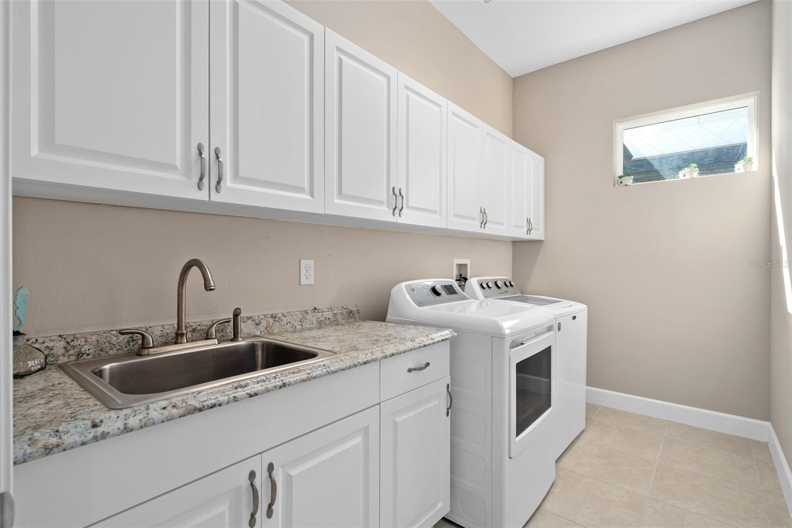 HIGHLAND RANCH ESPLANADE PHASE 2 - Residential