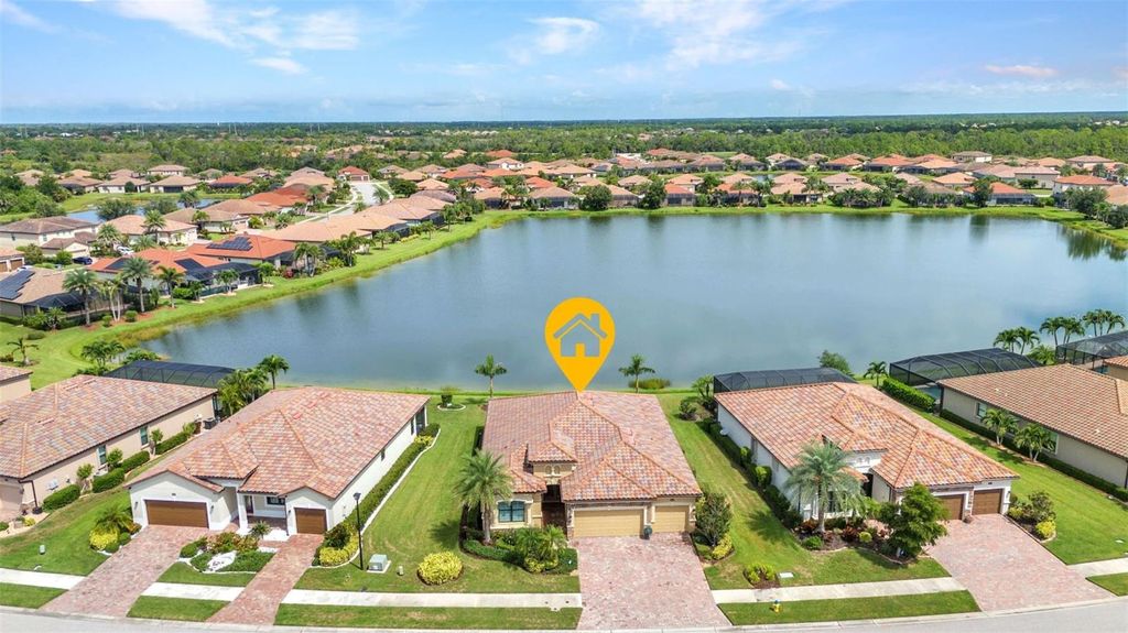 Photo of 20355 Granlago Drive, Venice, FL 34293 (MLS # N6140081)