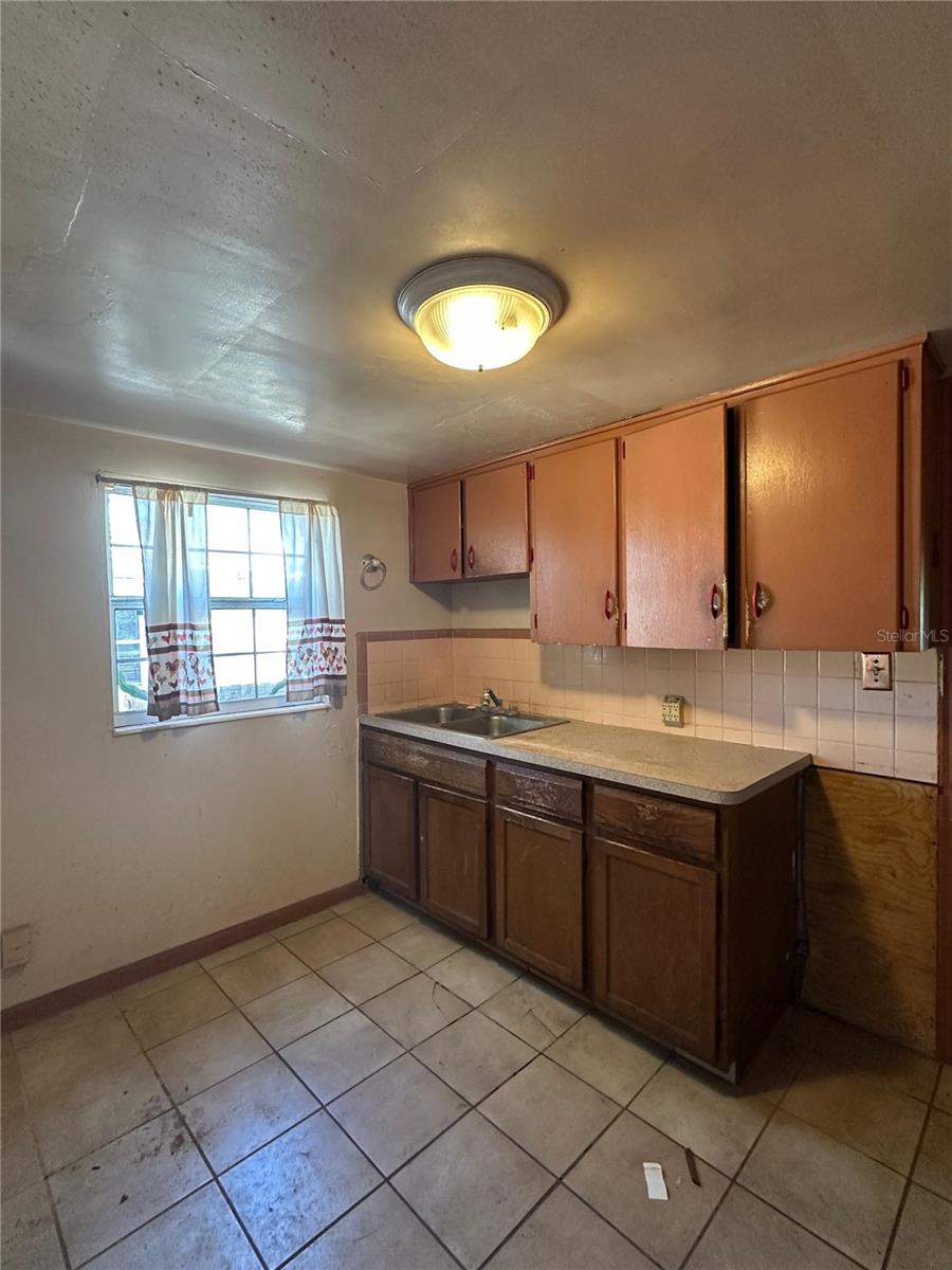 Casas a venda 4 - Jen Dantas 3835 7TH STREET S