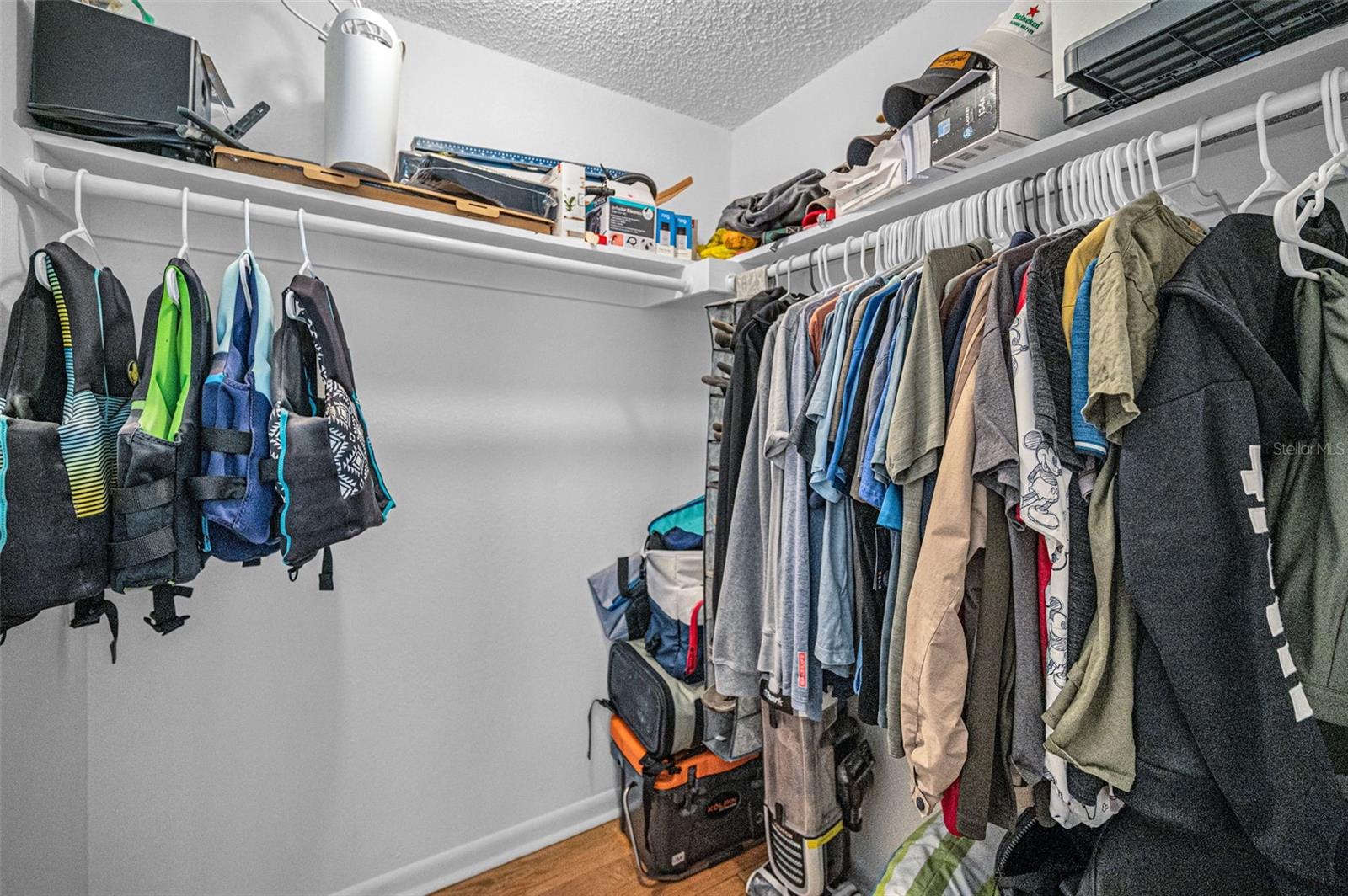 WINDRUSH COVE PH 1 CONDO - Residential