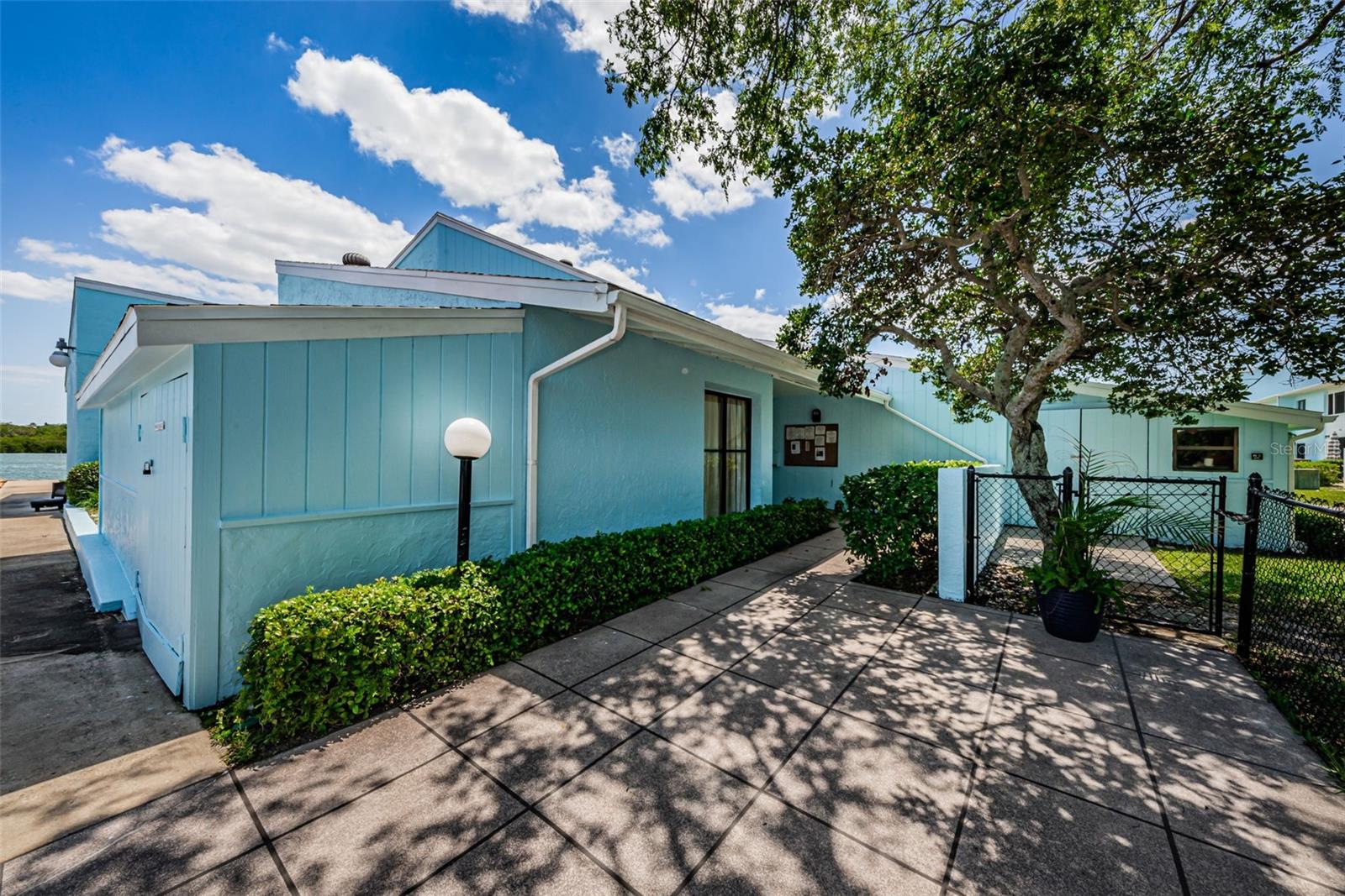 WINDRUSH COVE PH 1 CONDO - Residential