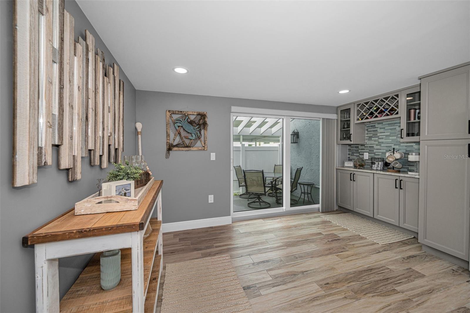 WINDRUSH COVE PH 1 CONDO - Residential