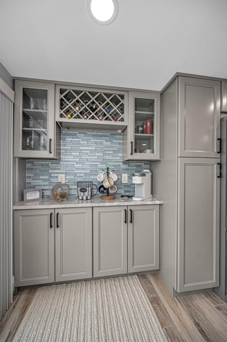 WINDRUSH COVE PH 1 CONDO - Residential