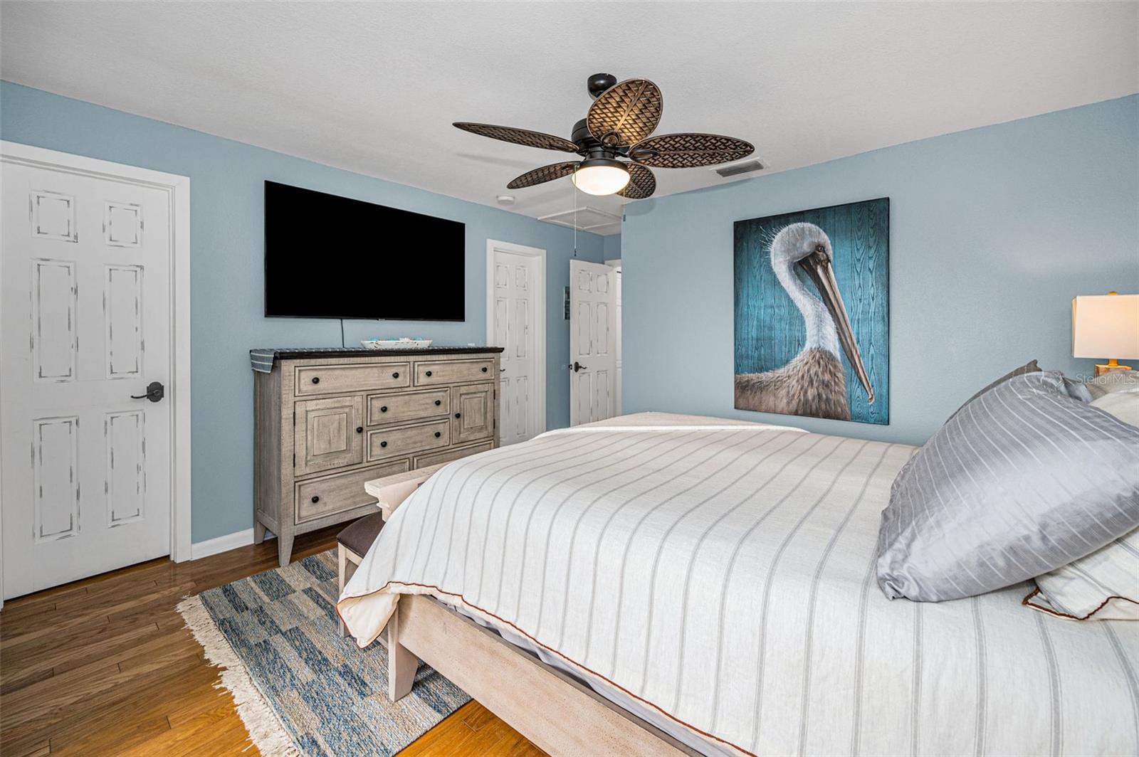 WINDRUSH COVE PH 1 CONDO - Residential